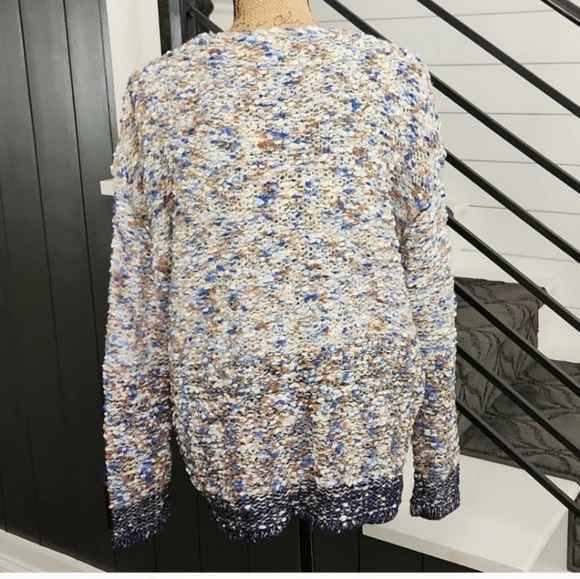 Easel Sweater - Picture 6 of 8